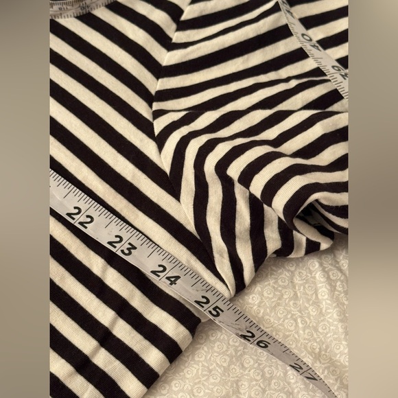 Terra & sky Black and White Striped Short Sleeve Tee NWT Size 2X PTP 25” - Picture 2 of 7